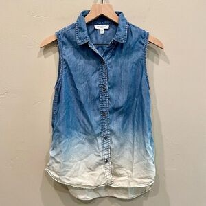 beachlunchlounge Blue Denim Sleeveless Top - Size: Small